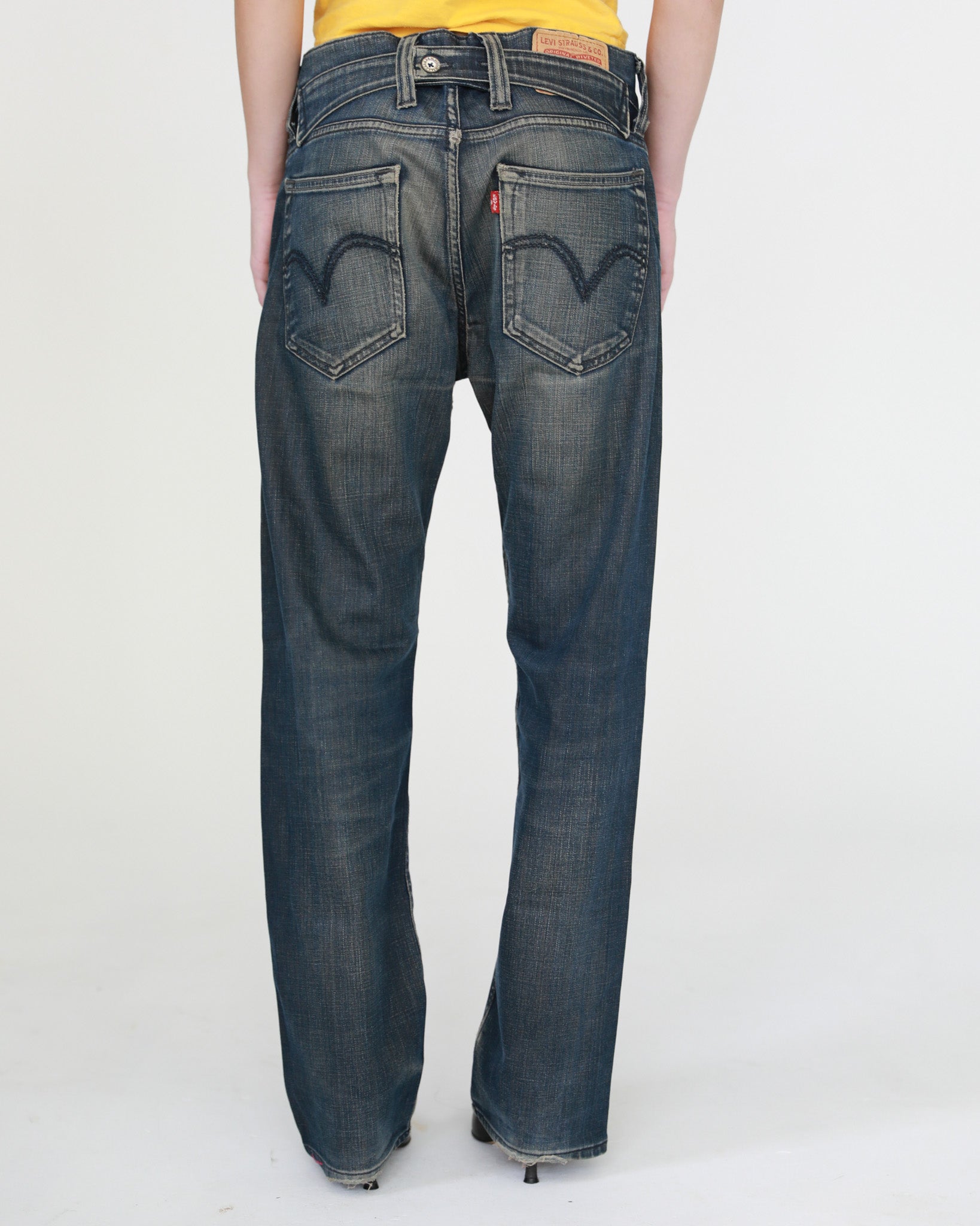 Levi's 533 Buckle Back Jeans Loose Fit