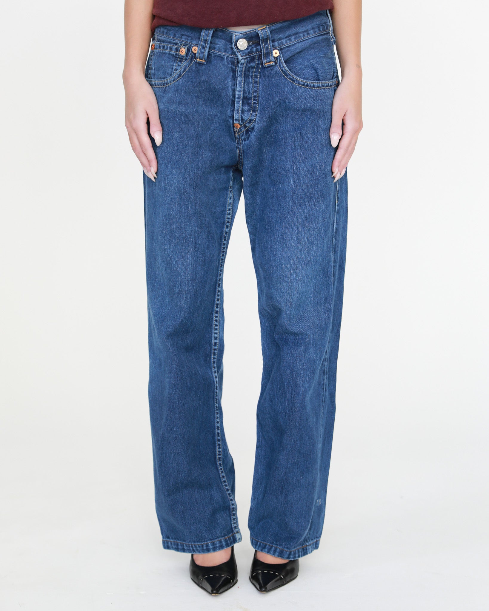 2003 Levis 902 Buckle Back Jeans